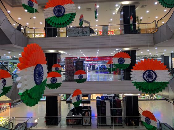 Independence Day Shop Decoration