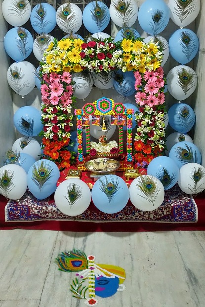 WC_Laddu Gopal Krishna Statue for Janmashtami - Hindu God of Love and  Divine Joy Kanha Krishna Idol, Baby Krishna Murti-Religious Gift - Home  Decor Item - Walmart.com