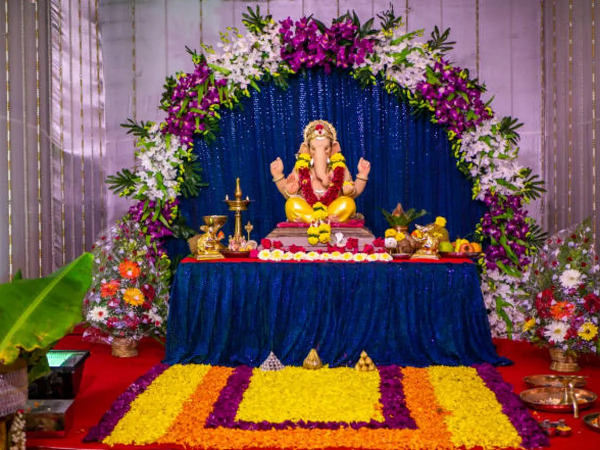 Buy Special You Ganpati decoration items for home Long Marigold Garlands  for Decoration Toran Indian genda phool for Ganesh chaturthi decoration  item,Wedding & Festival, ganpati mandap background | 5 Feet Long |
