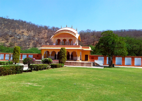 Kanak Vrindavan Park In Jaipur