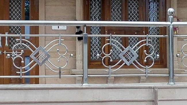 Front Porch Steel Railing Design For Balcony