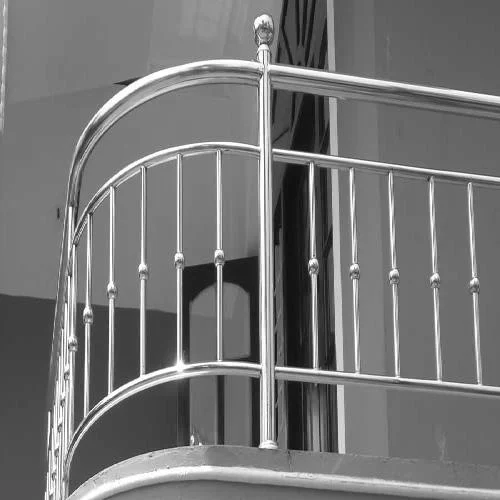 Modern Steel Railing Design For Balcony