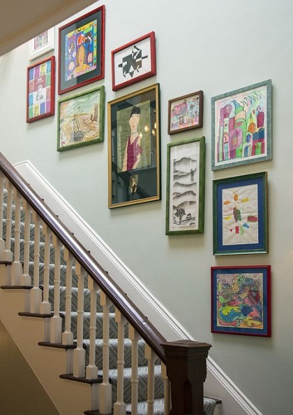 Small Staircase Decorating Ideas