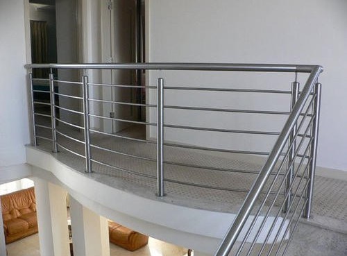 Steel Pipe Railing Balcony Design