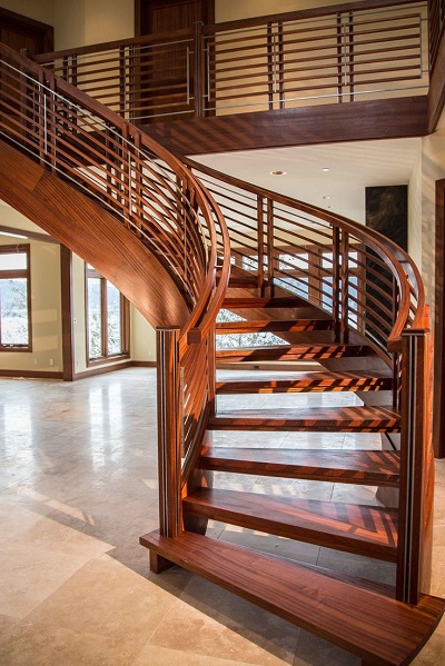 Curved Wooden Stairs Design