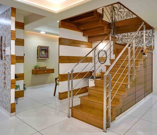 Duplex Wooden Stairs Design