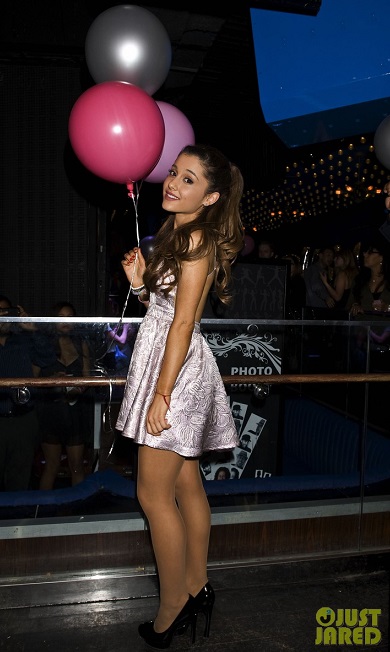 20 Alluring and Mesmerizing Photos of Ariana Grande That Will Leave You ...