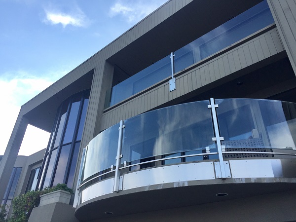 Balcony-Glass-Railing-Design13