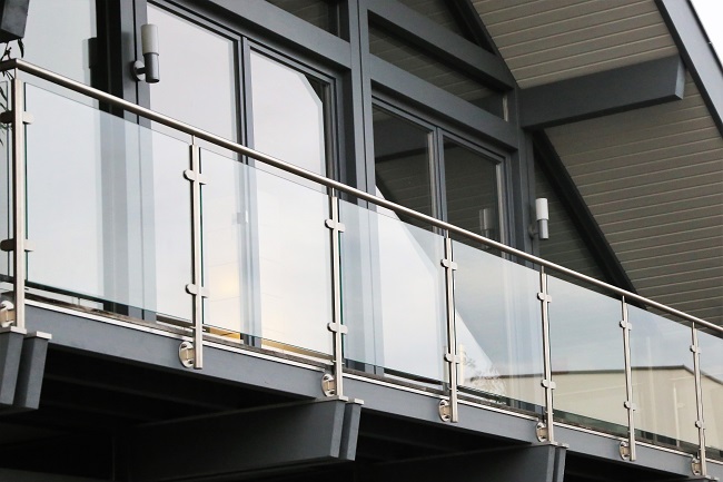 Balcony-Glass-Railing-Design4