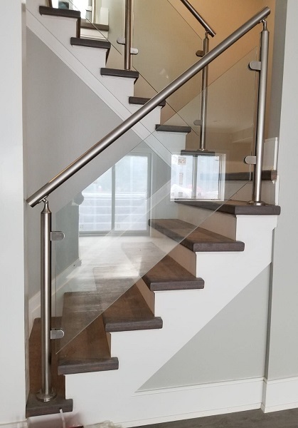Modern Glass Stair Railing For Home
