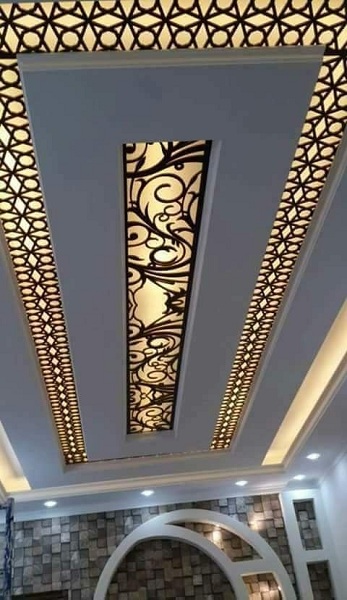 Ornate Detailing Ceiling Design