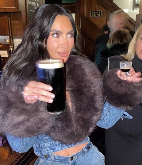 Kim Kardashian At A Pub Party