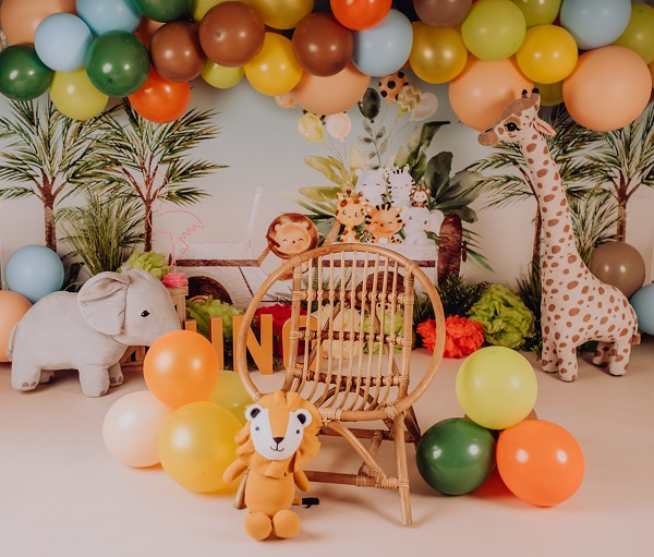 Animal-1st-Birthday-Party-Decoration