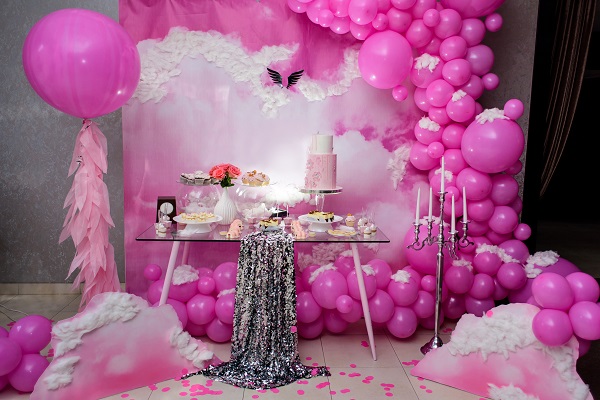 Barbie-Birthday-Party-Decoration