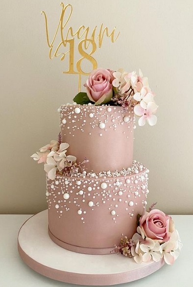 Elegant Cake For 18th Birthday