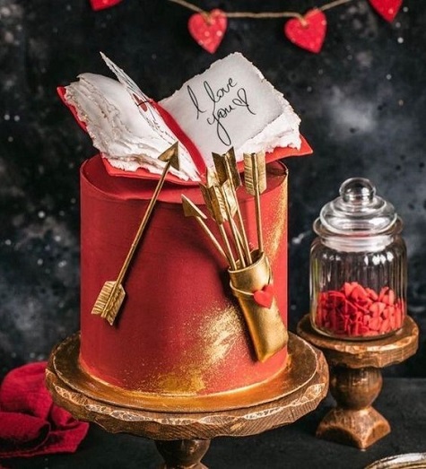 Medieval Theme Cake For Valentine’s Day