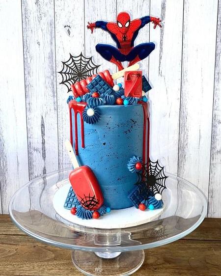 Tall Spiderman Cake Design
