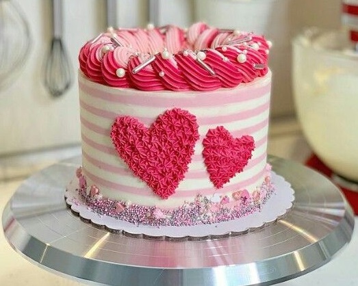 Twin Heart Cake Design