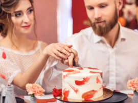 20 Romantic Mini Birthday Cake Designs for Boyfriend