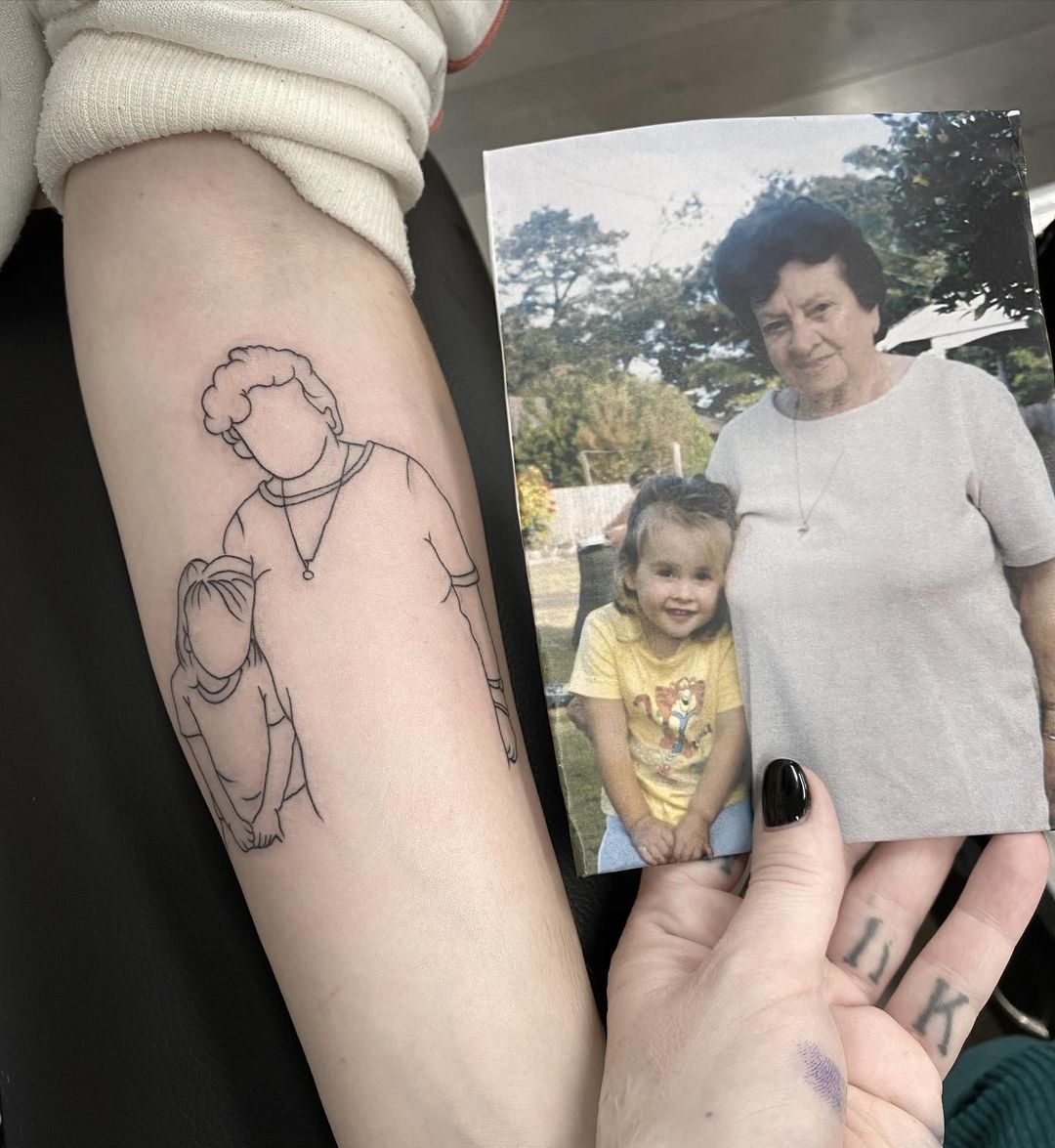 Cherished Moments, Grandma&grandchild Line Art Tattoo