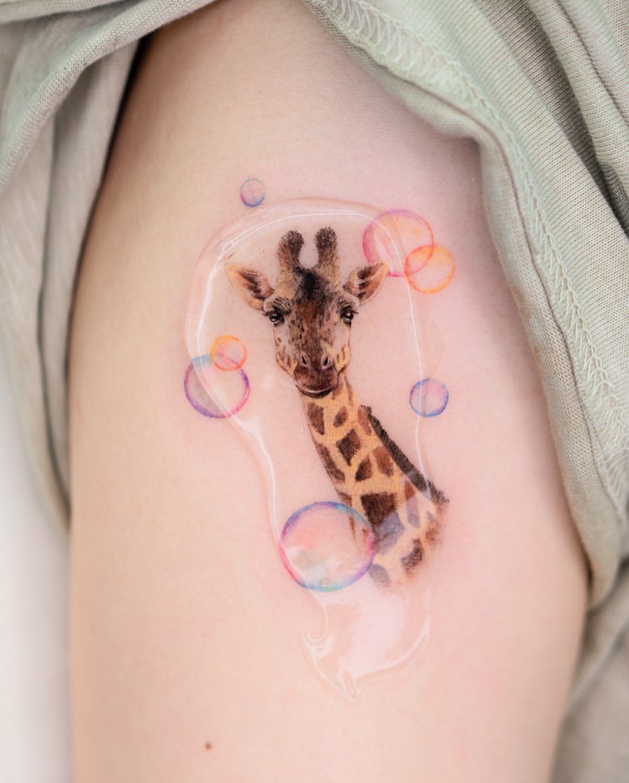 Watercolour Giraffe Tattoo With Bubbles