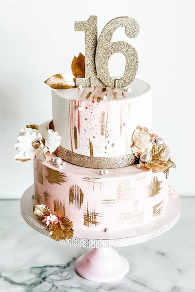 Elegant Cake For 16th Birthday