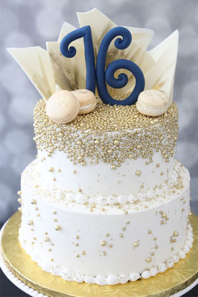 White And Gold Sixteenth Cake Design