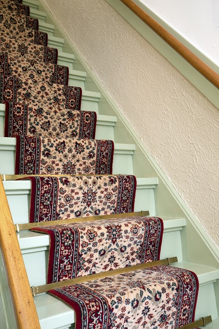 Traditional Design Carpet for Staircase
